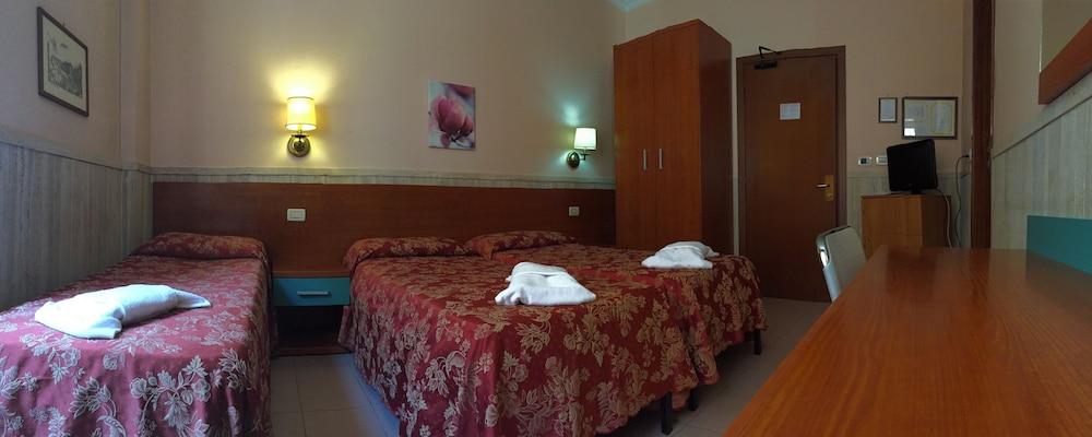 Hotel Pyramid Rome Luaran gambar